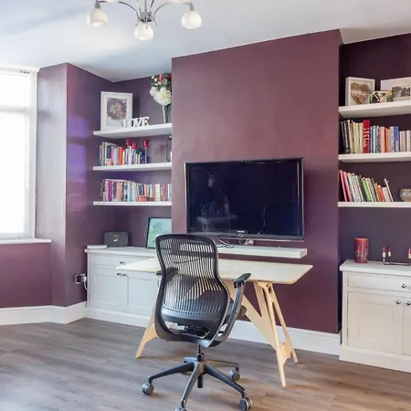 Guestready - Restful In Drimnagh Penzion Dublin