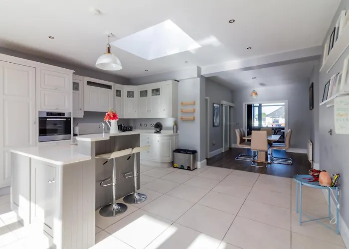 Gasthuis Guestready - Restful In Drimnagh 4*