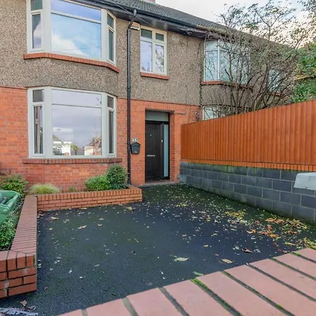 Guestready - Restful In Drimnagh Guest house 4*